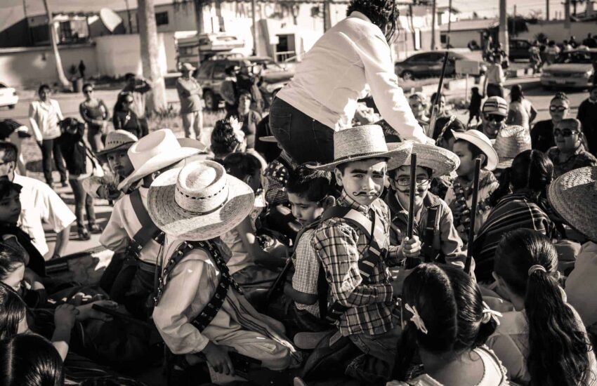 Kids in Guerrero Negro