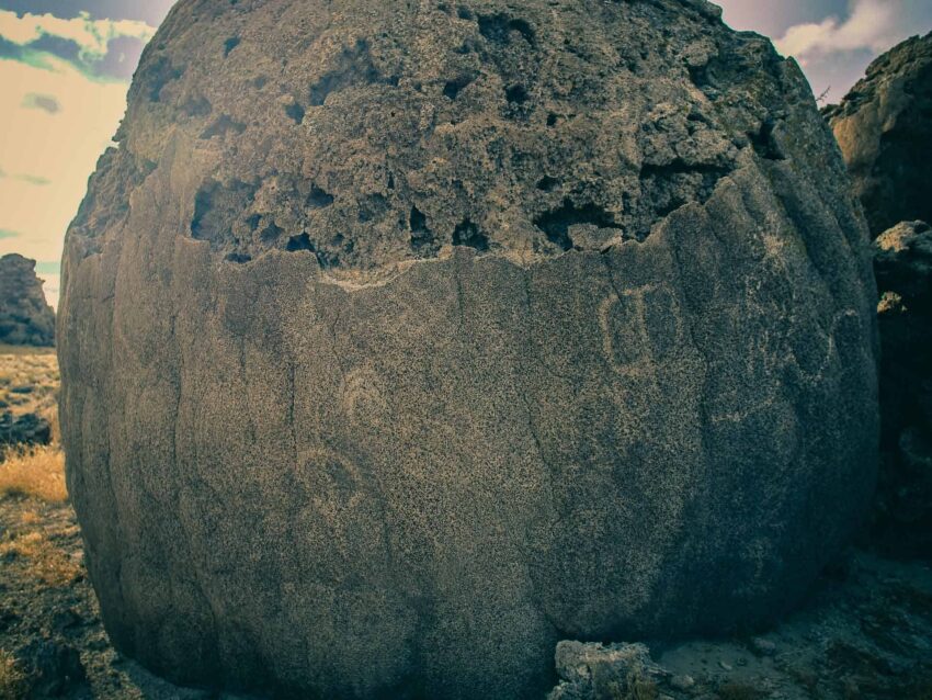 pyramid lake petroglyphs nevada
